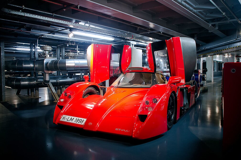 Die geheime Garage von Toyota Motorsport
