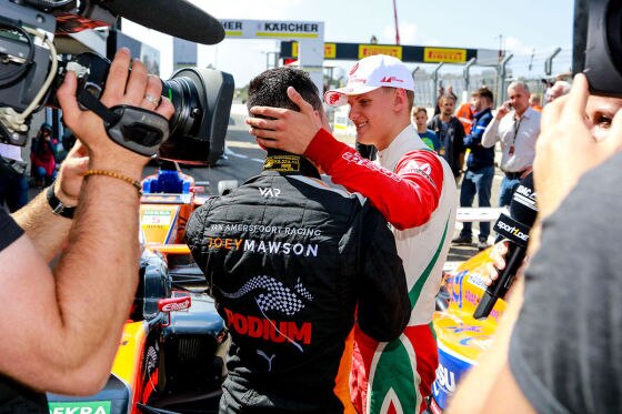 Formel 4