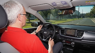 Kia Stonic (2017): Erlkönig, Skizzen, Infos