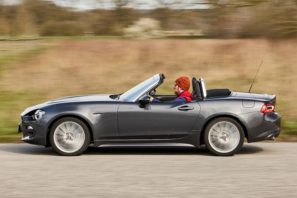 Fiat 124 Spider