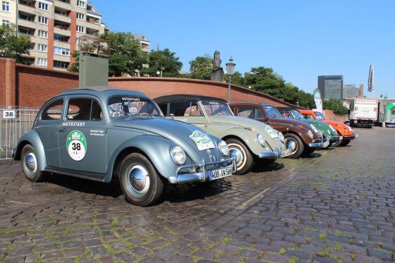 Klebepflicht zum Rallyestart