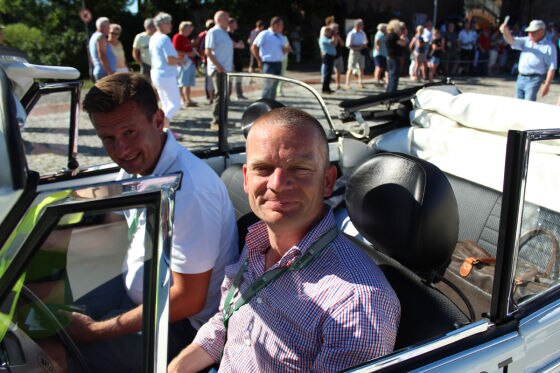 Klebepflicht zum Rallyestart