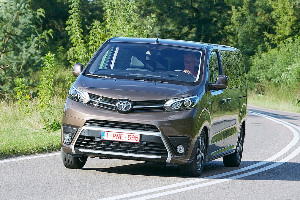 Toyota Proace Verso (2016) im Test: Fahrbericht, Motoren, Preis