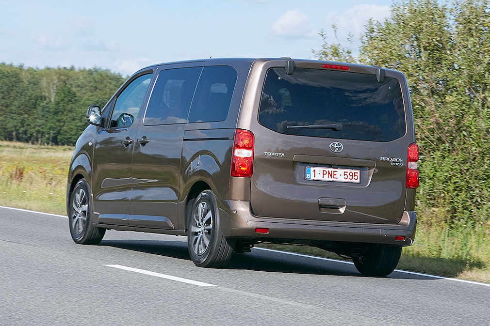 Toyota Proace Verso (2016) im Test: Fahrbericht, Motoren, Preis