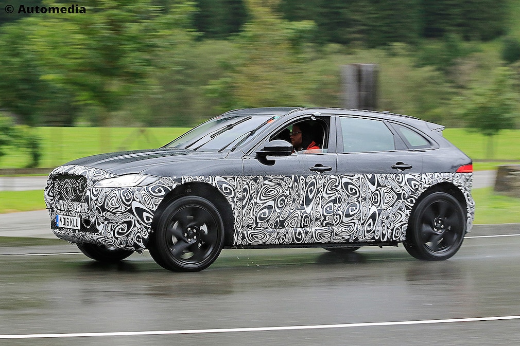 Jaguar J-Pace (2018): Erlkönig