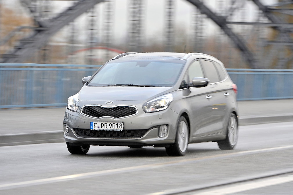 Kia Carens 1.7 CRDi Spirit