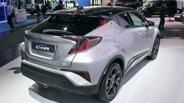 Toyota C Hr Im Test 2016 Fahrbericht Preis Autobild De