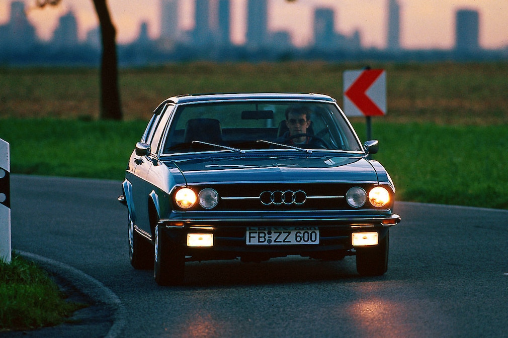 Audi 100 Coupé S