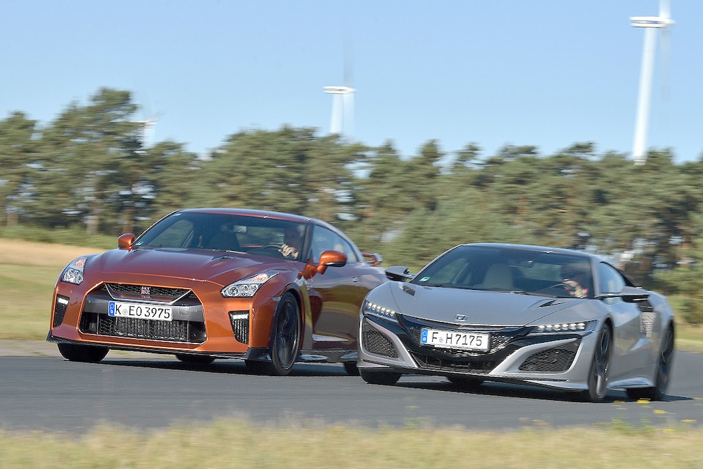 Nissan GT-R Honda NSX