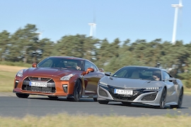 Nissan GT-R Honda NSX