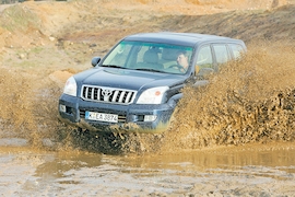 Toyota Land Cruiser 120