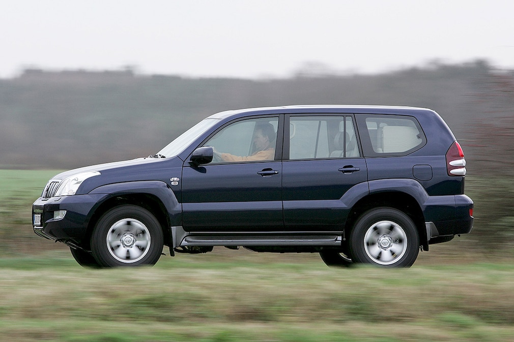Toyota Land Cruiser 120