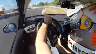Der geht ab, der Corsa!