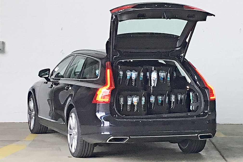 Volvo V90 D4