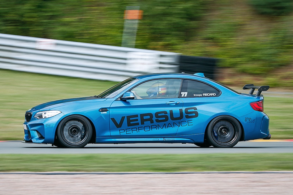 Versus Performance M2