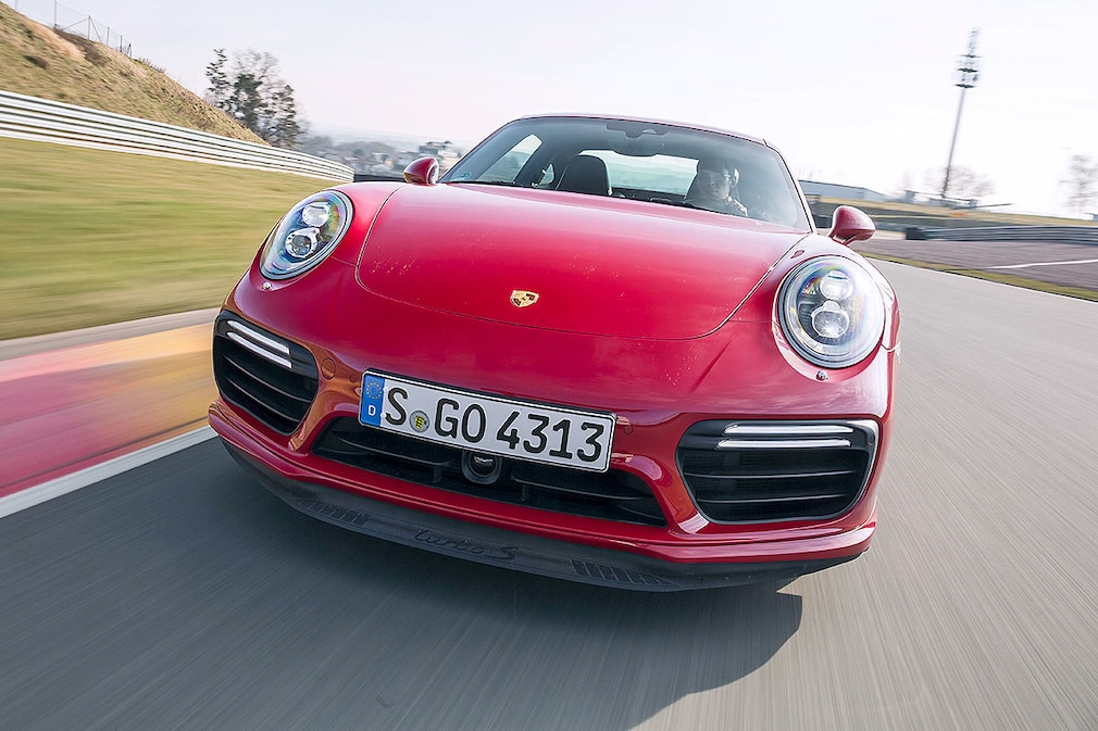 Porsche 911 Turbo S
