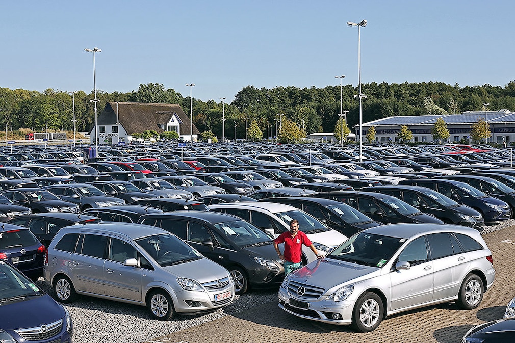 Opel Zafira 1.7 CDTI, Mercedes R 320 CDI 4Matic