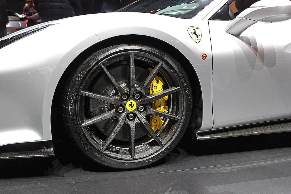 Ferrari 488 Pista