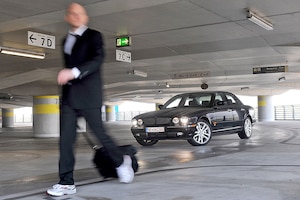 Jaguar XJR