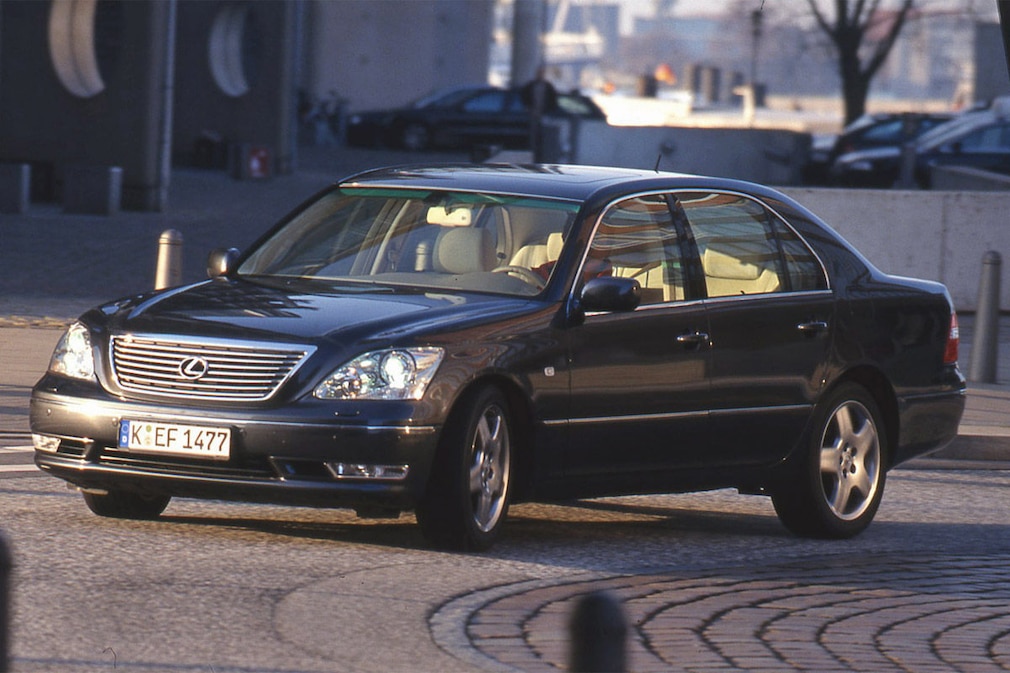 Lexus LS