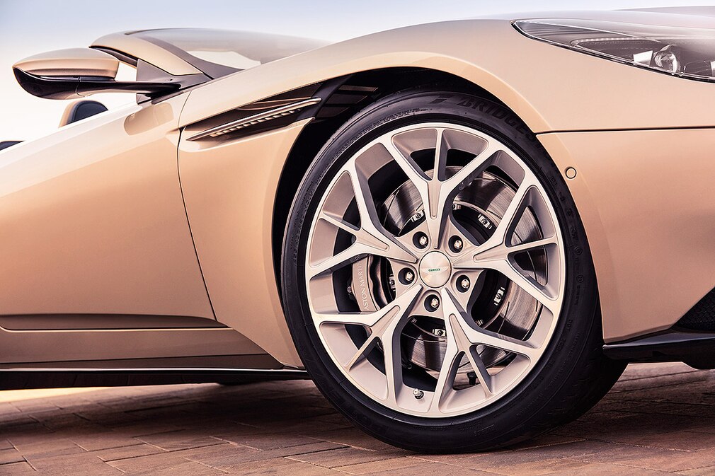Aston Martin DB11 Volante !! SPERRFRIST 13. Oktober 2017 12:45 Uhr !!!