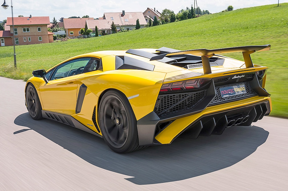 Lamborghini Novitec Torado Aventador SV