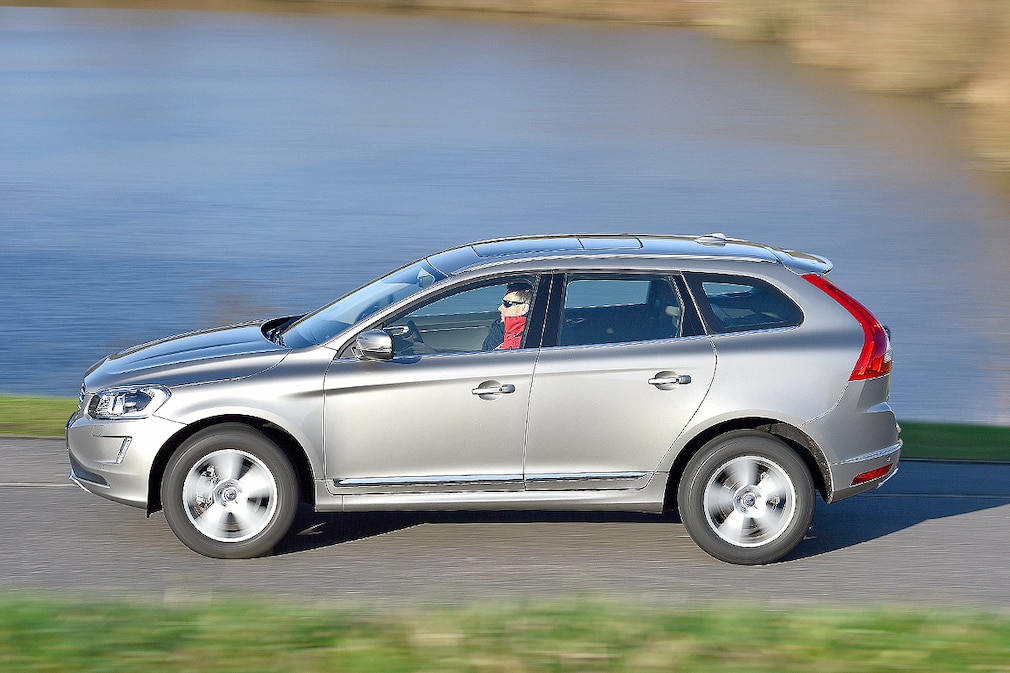 Volvo XC60 D4 Summum FWD