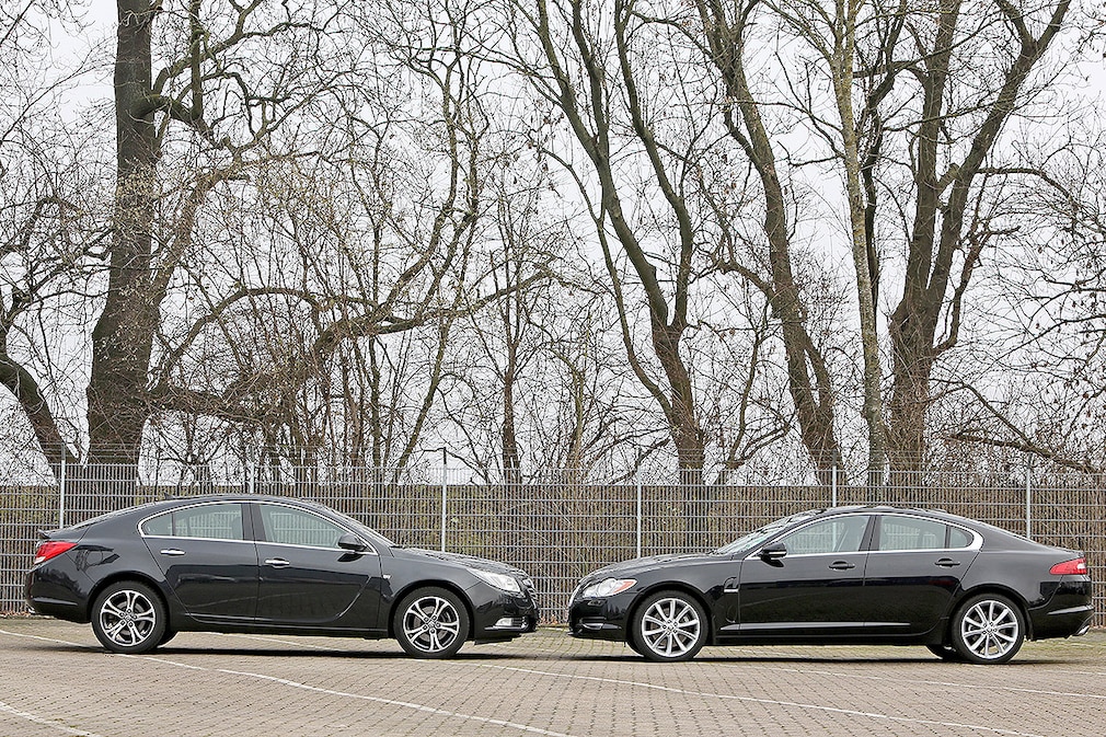 Opel Insignia 2.0 CDTI Innovation Jaguar XF 3.0 V6 Diesel S Luxury