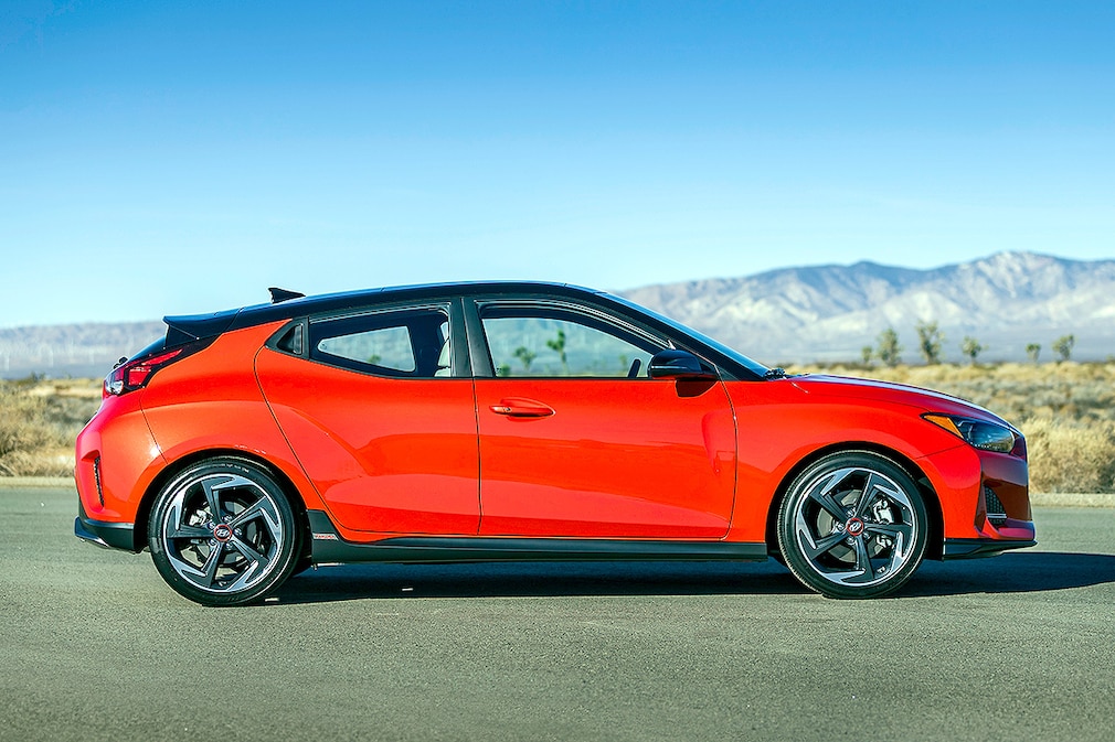Hyundai Veloster Turbo