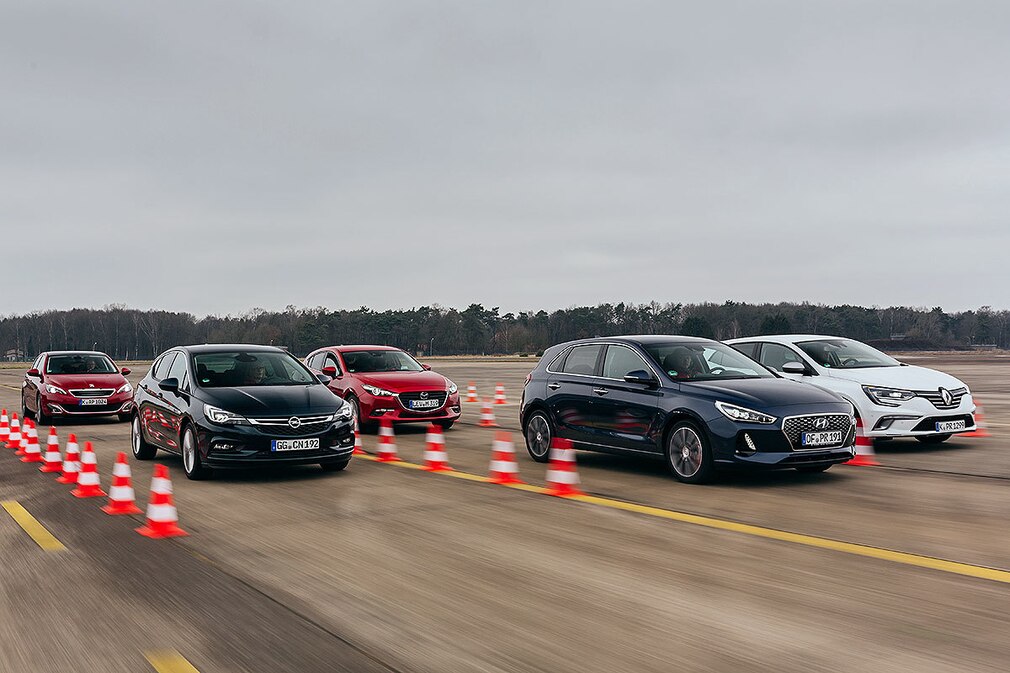 Peugeot 308 Opel Astra Mazda 3 Hyundai i30 Renault Mégane