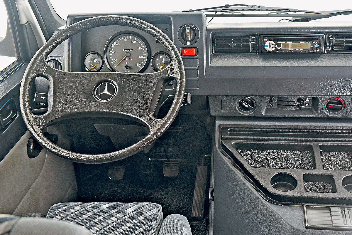 Karmann Mercedes MB 100