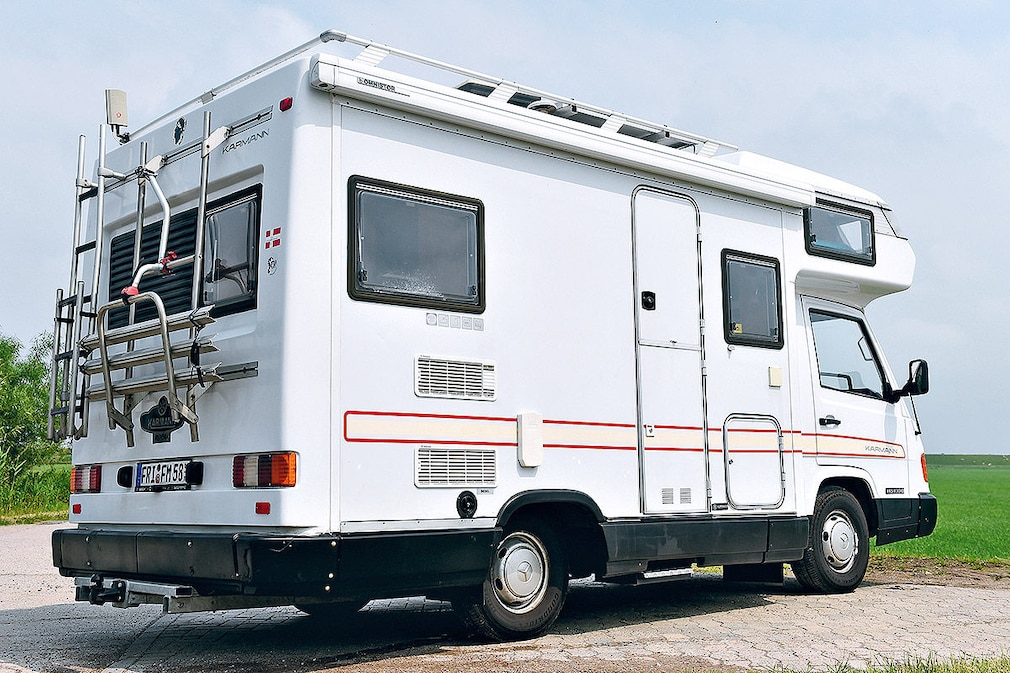 Karmann Mercedes MB 100