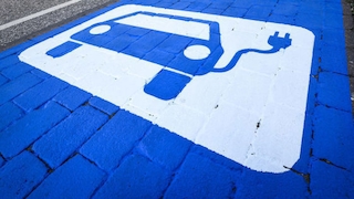 Elektroautos: Stromkosten an Ladesäulen