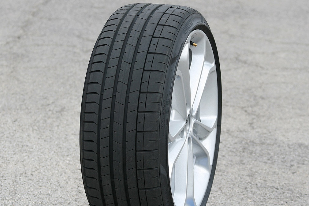 Pirelli P Zero - Sommerreifentest 
