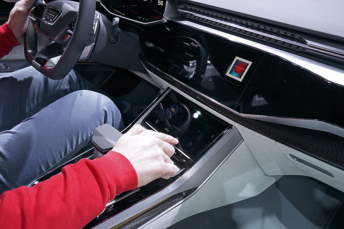 Audi Q8 Concept - Cockpit der Zukunft