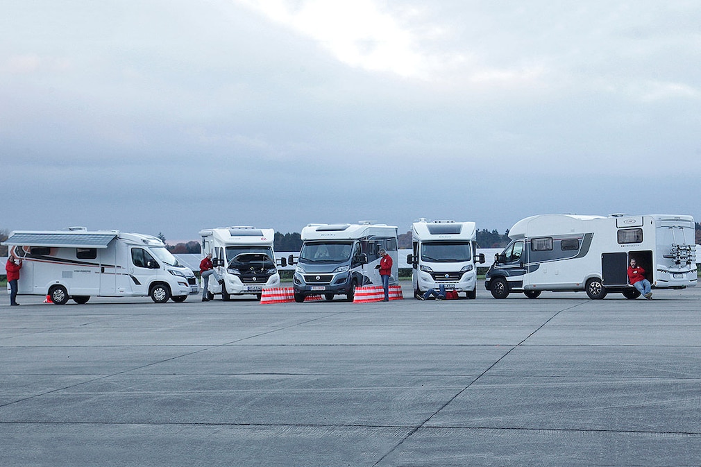 Eura Profila T 695 EB Mondial, Weinsberg CaraCompact 600 MEG Pepper, Hobby T70 F Optima De Luxe Premium, Knaus Sun Ti 650 MF Platinum Selection, LMC Breezer Lift H 737 G Selektion Eura Profila T 695 EB Mondial, Weinsberg CaraCompact 600 MEG Pepper, Hobby T70 F Optima De Luxe Premium, Knaus Sun Ti 650 MF Platinum Selection, LMC Breezer Lift H 737 G Selektion