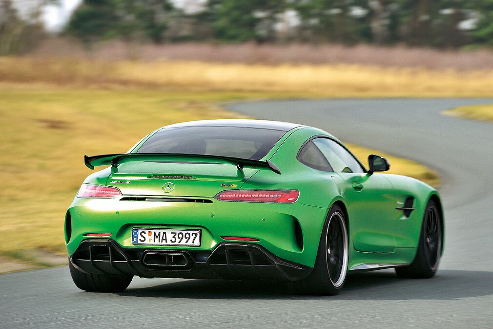 Mercedes-AMG GT R