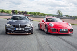 BMW M4 GTS Porsche 911 GT3