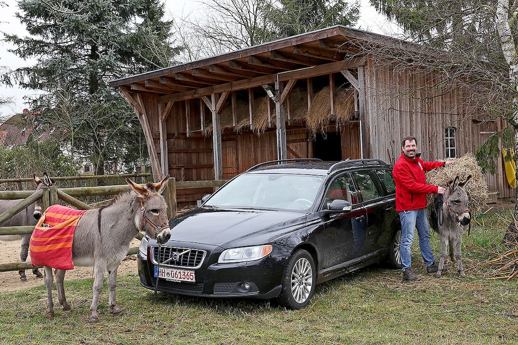 Volvo V70 III