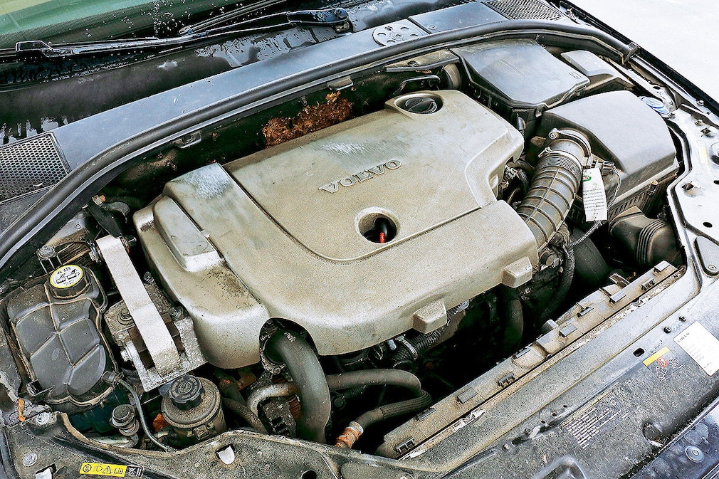 Volvo V70 III