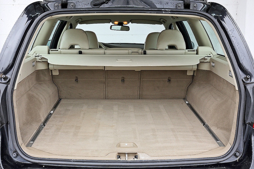 Volvo V70 III