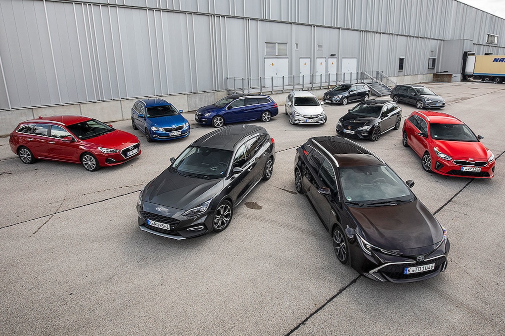 Toyota Corolla T.S., Peugeot 308 SW, Renault Mégane G. T,. Kia Ceed SW, Hyundai i30 Kombi, Seat Leon ST, Opel Astra Sports T., Skoda Octavia Combi, Ford Focus Turnier, VW Golf Variant