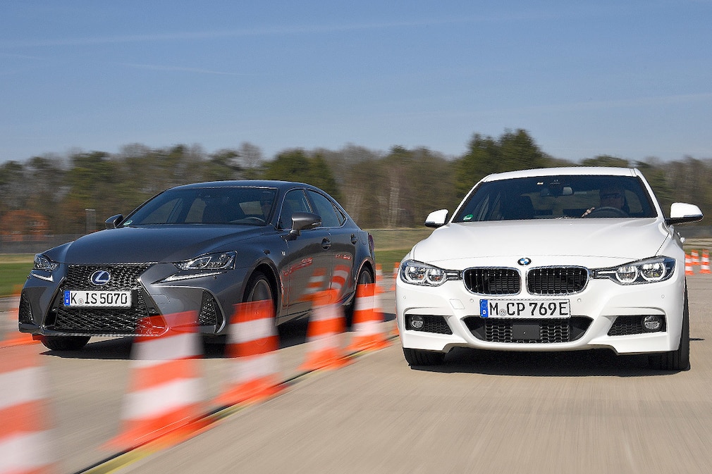 Lexus IS 300h BMW 330e iPerformance