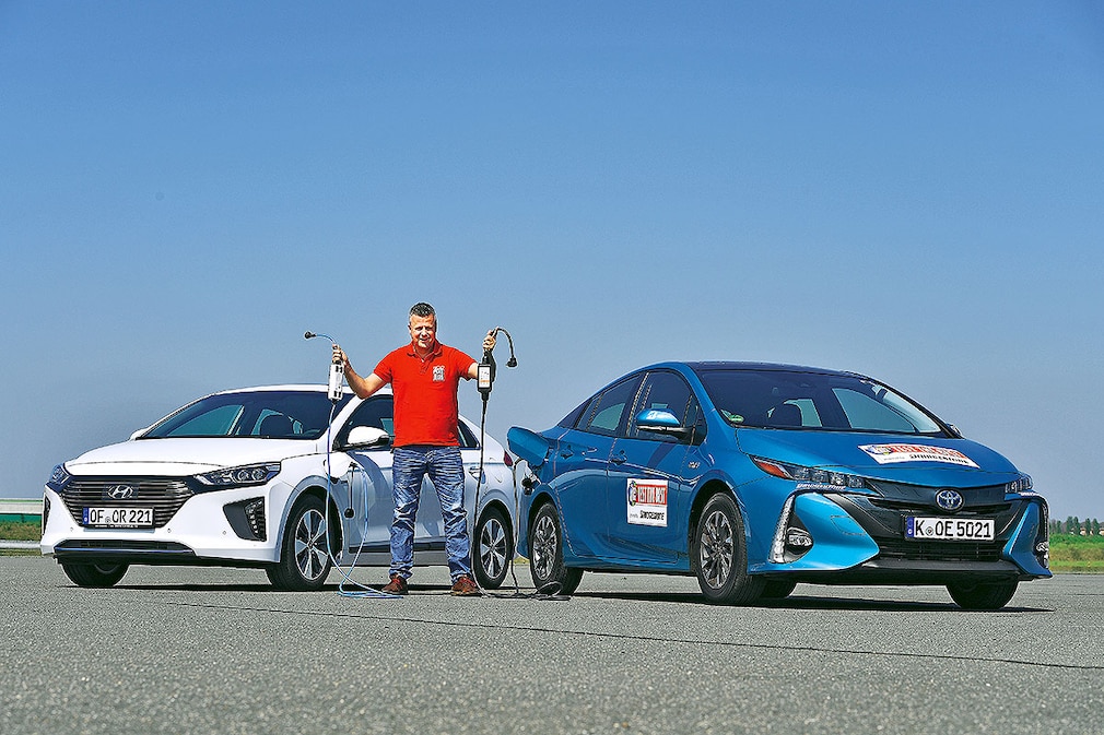 Hyundai Ioniq Toyota Prius