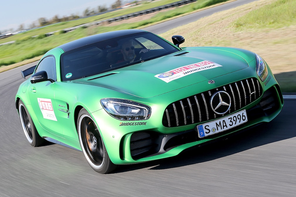 Mercedes-AMG GT R