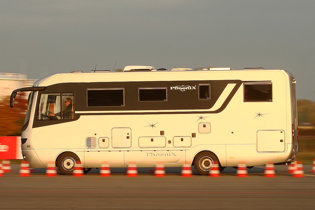 Phoenix Top-Liner 8900 BM-MBX