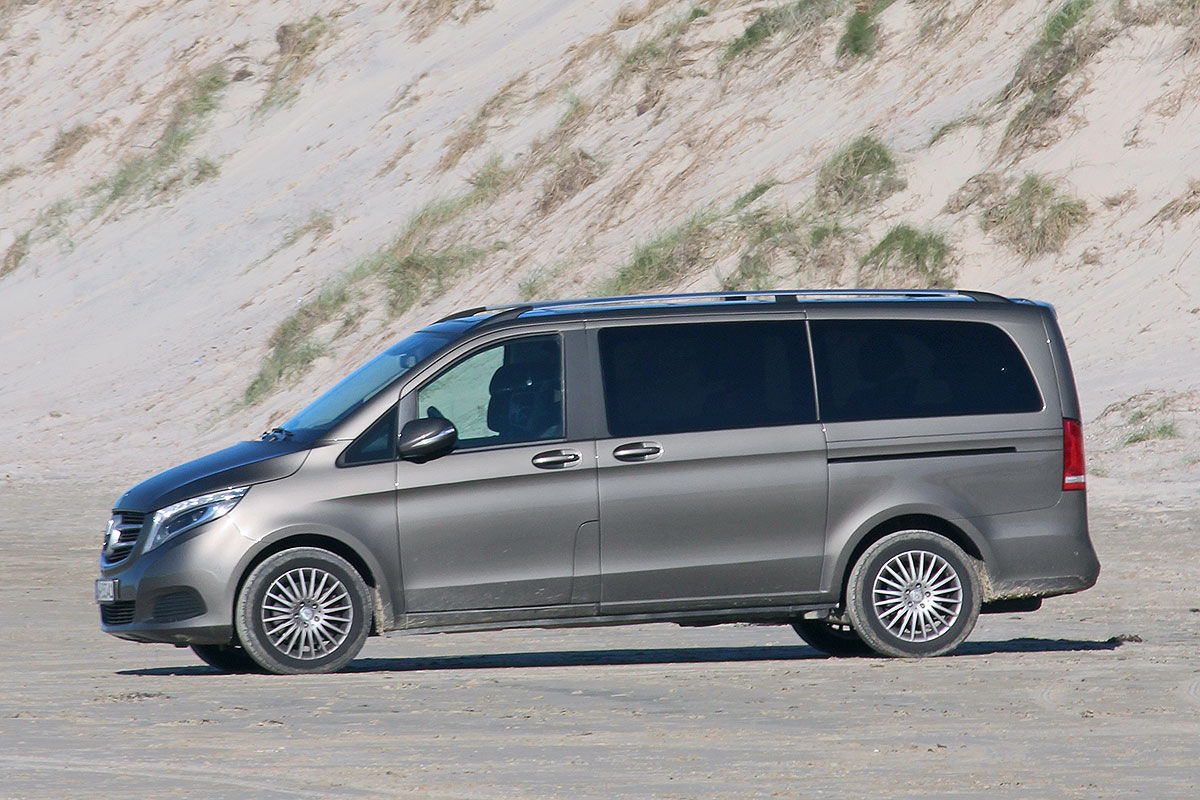 Mercedes V 220 d