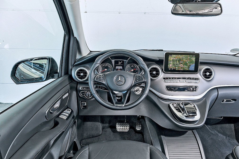 Mercedes V 220 d