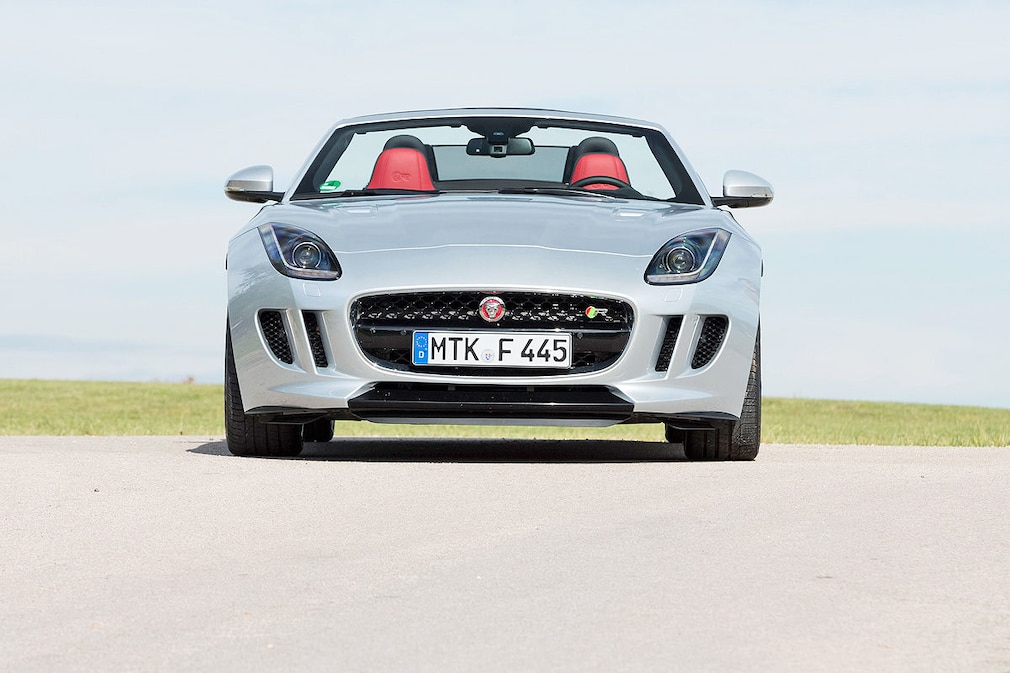 Jaguar F-Type R AWD Cabriolet