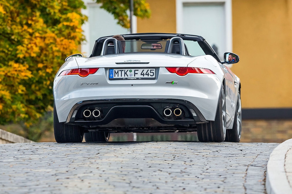Jaguar F-Type R AWD Cabriolet